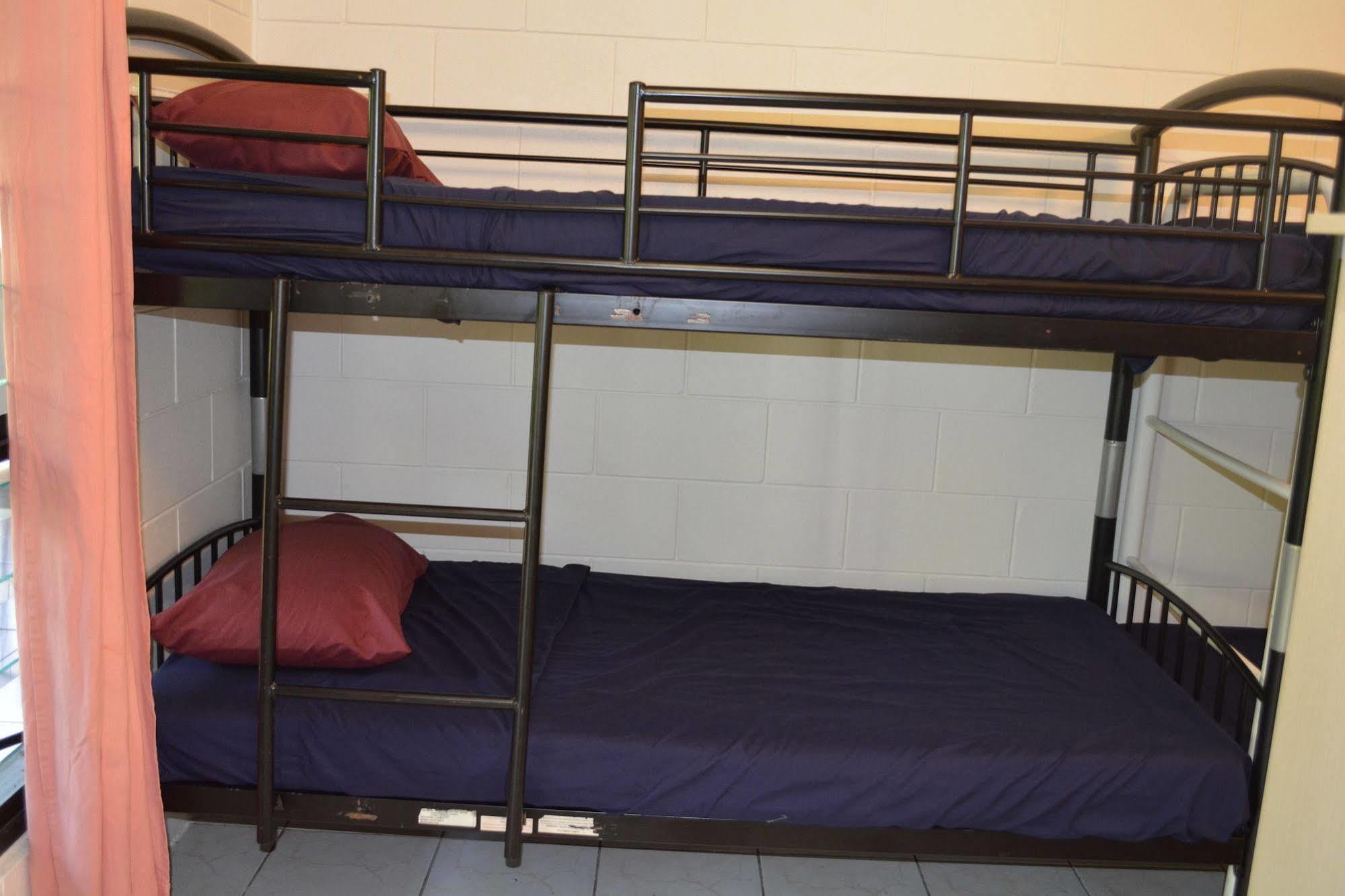 ฟร็อกชอลโลว์ แบ๊คแพคเกอร์ Hostel ดาร์วิน ภายนอก รูปภาพ